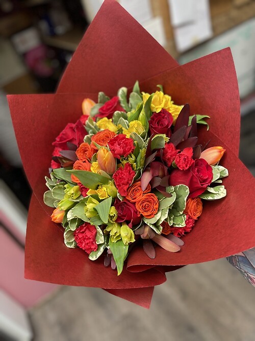 Designer&#039;s Choice Red, Yellow &amp; Orange Wrapped Bouquet